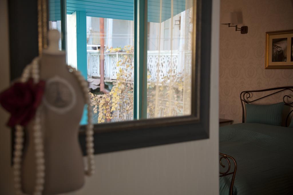 Apartment In Old ティビリシ 部屋 写真
